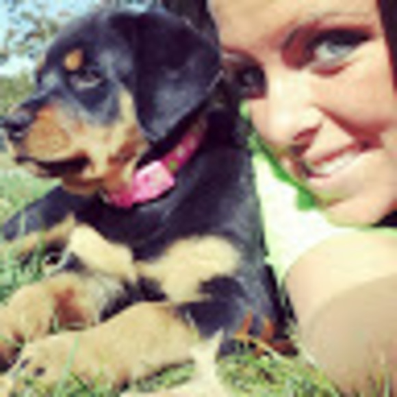 Meet your Posher, Serena - Picture 1 of 1